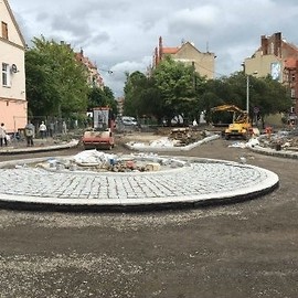 Rondo na Jaworzyńskiej nabiera kształtów