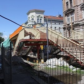 Remont kładki nad Piastowską