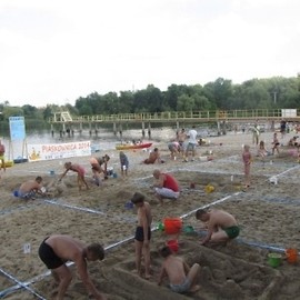 Rzeźby w piasku na Kormoranie