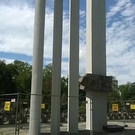 Remont pomnika na cmentarzu wojennym