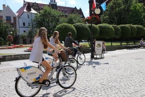 Rośnie popularność miejskich rowerów