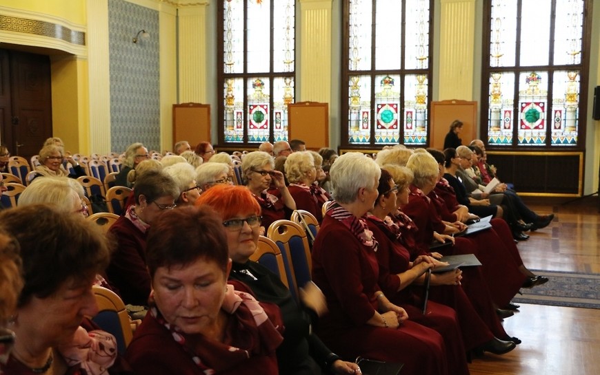 Ruszył kongres legnickich seniorów