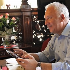 Prezydent Krzakowski: - Mieszkańcy oczekują e-komunikacji