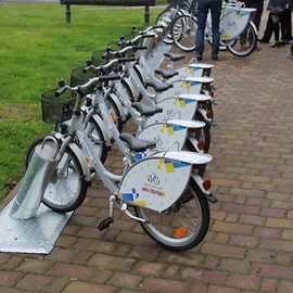 Rekordowa popularność rowerów miejskich
