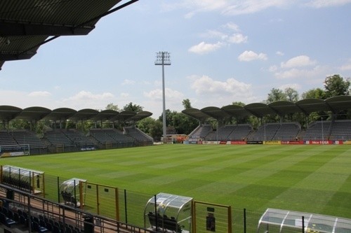 Stadion już pod dachem