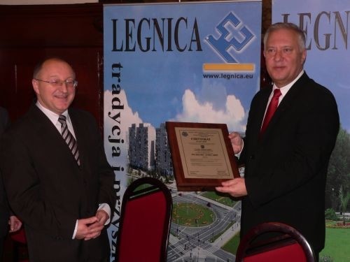 Urząd Miasta Legnicy w elitarnym gronie wyróżnionych certyfikatem ...