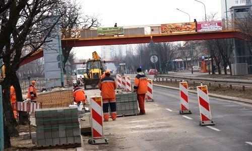 Trwa kolejny etap modernizacji al. Piłsudskiego. Zatoka przy Galaktycznej w remoncie