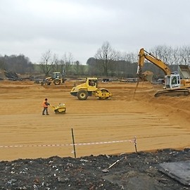 W Legnicy trwa budowa sortowni odpadów komunalnych