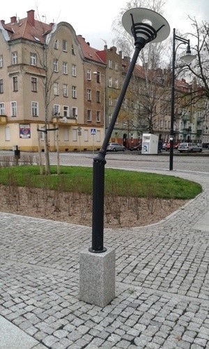 Wandale na placu Sybiraków