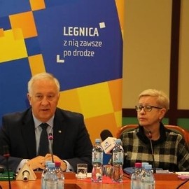 Ważne projekty uchwał trafiły do radnych