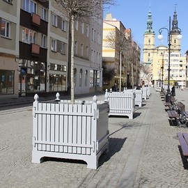 Wiosenne zmiany umeblowania centrum