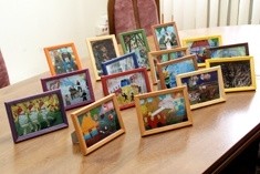 Laureaci konkursu plastycznego nagrodzeni. „Powódź, pożar, dniem czy nocą - straż przychodzi ci z pomocą”