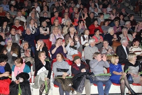 Legniczanie - legniczankom w niezapomniany sobotni wieczór