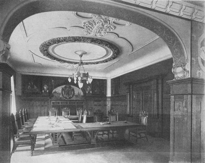 REPREZENTACYJNA SALA POSIEDZEŃ PO RENOWACJI 1