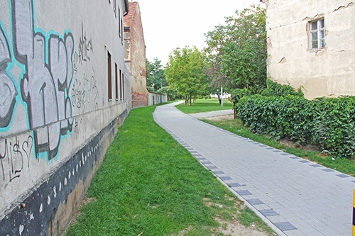 chodnik ul. Torowa w Legnicy