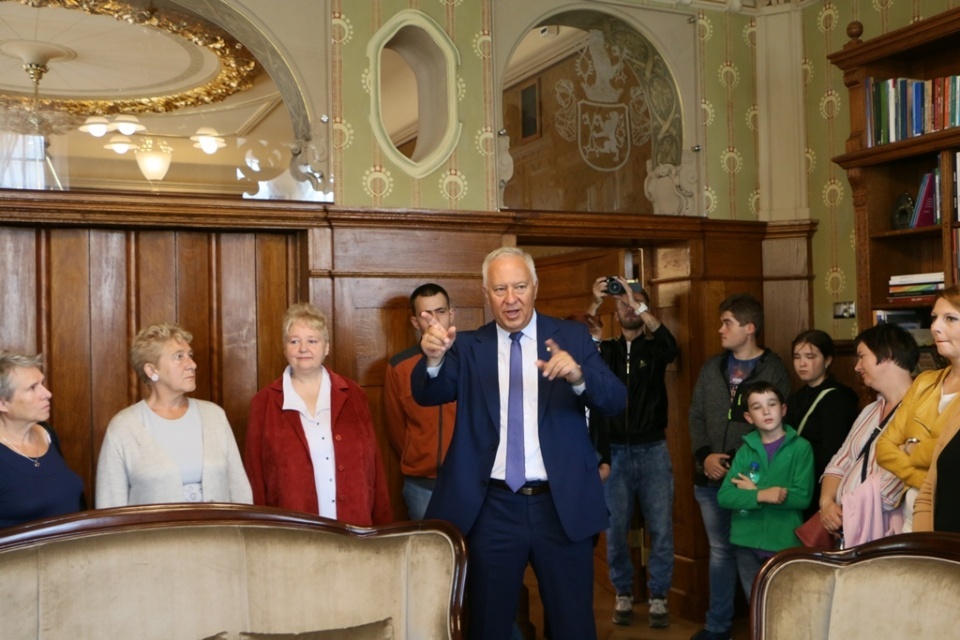 Sala pod Różami 4