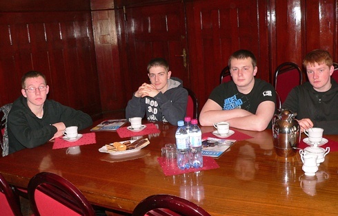 Młodzi mechanicy z Francji z wizytą w Ratuszu