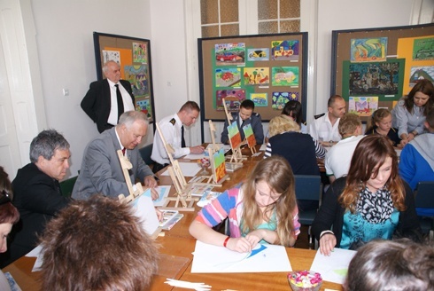 Legnicka pr&oacute;ba bicia rekordu Guiness&rsquo;a na najdłuższy pejzaż świata