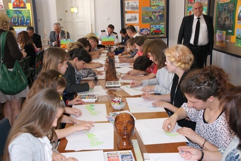 Legnicka pr&oacute;ba bicia rekordu Guiness&rsquo;a na najdłuższy pejzaż świata