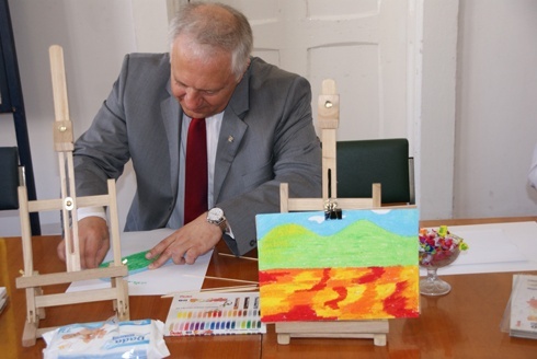 Legnicka pr&oacute;ba bicia rekordu Guiness&rsquo;a na najdłuższy pejzaż świata