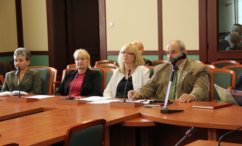 Posiedzenie Powiatowego Zespołu Zarządzania Kryzysowego dla Miasta Legnicy