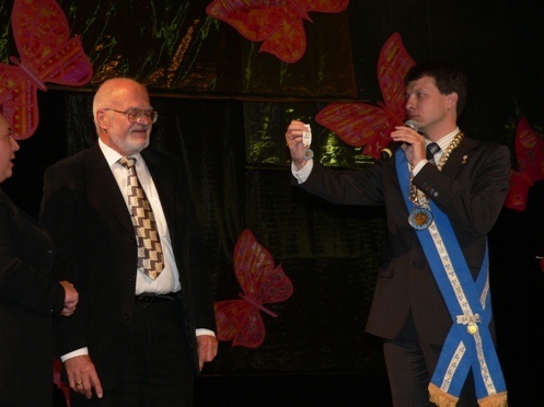 Prof. Siegfried Maser w Legnicy - laureat Orderu Uśmiechu