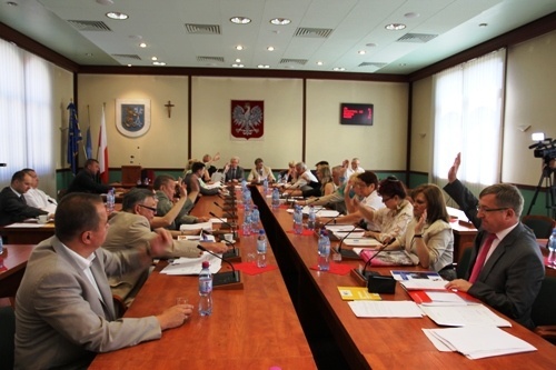 Sesja Rady Miejskiej- bilety za przejazd autobusem po staremu              