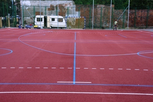 Remonty boisk szkolnych