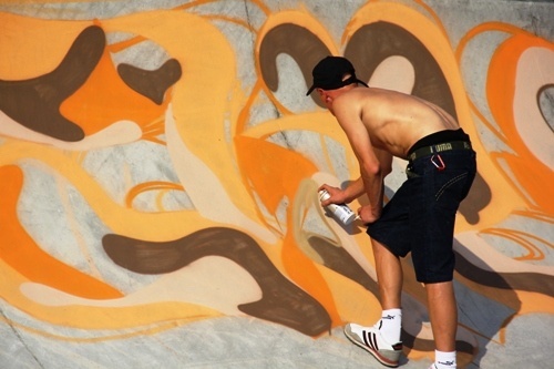 Legnicki skatepark z pięknymi graffiti