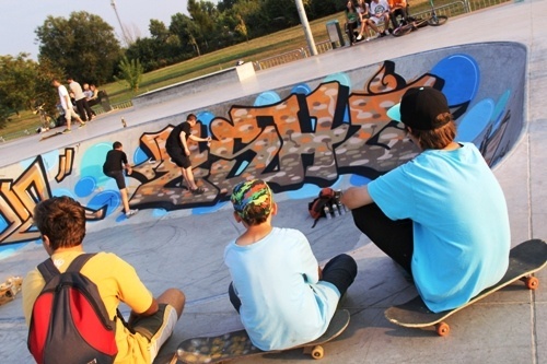Legnicki skatepark z pięknymi graffiti