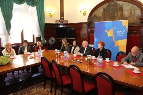 Ambasadorzy polskiej i rosyjskiej poezji przyjechali do Legnicy