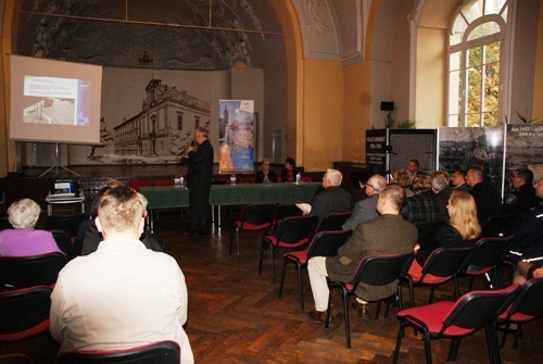 Konsultacyjna debata prezydenta  z mieszkańcami śr&oacute;dmieścia i Tarninowa