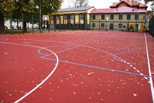 Uczniowie mają super boiska