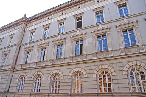 Rewitalizacja Zespołu Szk&oacute;ł Energetyczno &ndash; Mechanicznych.  Wymiana okien