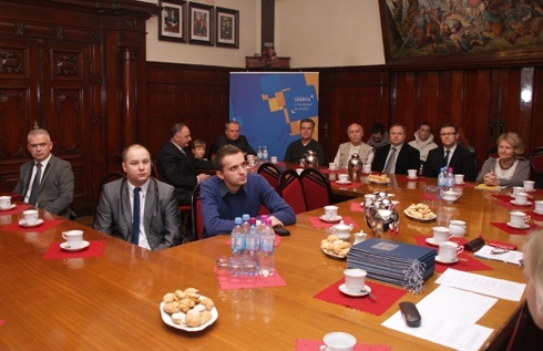 Autorzy zwycięskich projekt&oacute;w LBO gośćmi prezydenta Legnicy