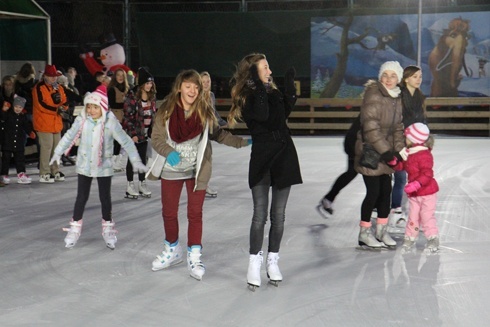 Sezon na legnickim lodowisku już otwarty