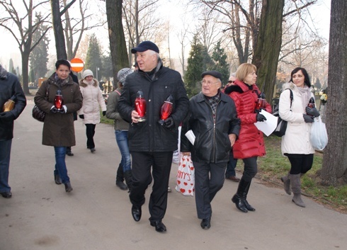 Znicze pamięci w 95. rocznicę Powstania Wielkopolskiego