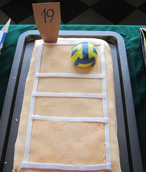 Makutra 2013 &ndash; świąteczny turniej siatk&oacute;wki 