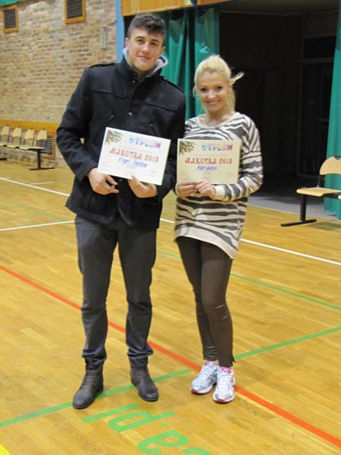 Makutra 2013 &ndash; świąteczny turniej siatk&oacute;wki 