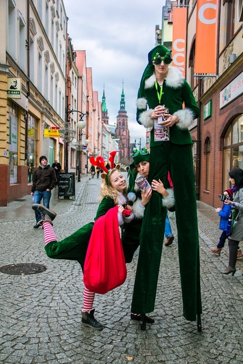 Avatar za pieniądze ze zbi&oacute;rki zafunduje dzieciom kino 