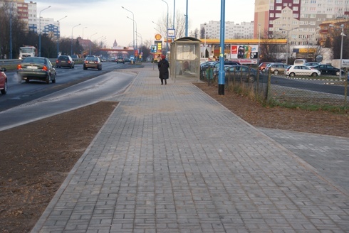 Odnowiona zatoka przy al. Piłsudskiego