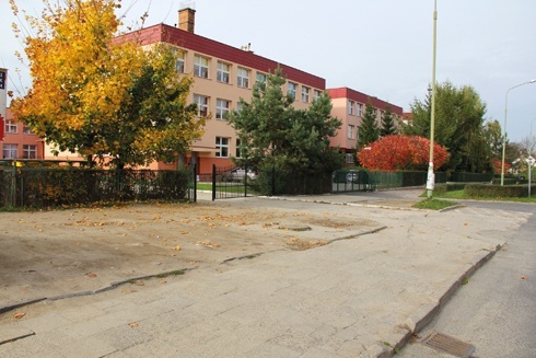 &bdquo;Budowy chodnika wraz z parkingiem przy ul. Marynarskiej (od ul. Lotniczej do Marynarskiej, po stronie SP 9)&rdquo;