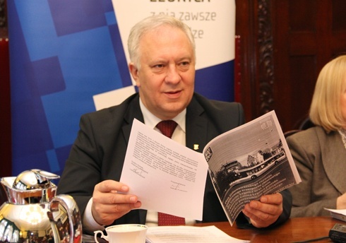 z konferencji prasowej