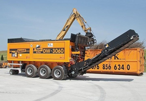 Ze zwiędłych choinek powstanie kompost