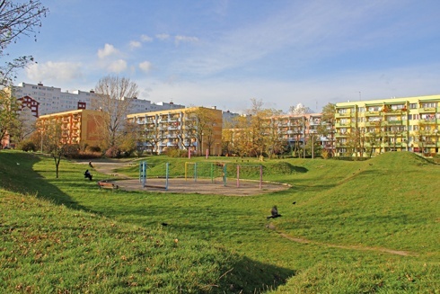 &bdquo;Wioska Słowiańska&rdquo; przy ul. Kasjopei