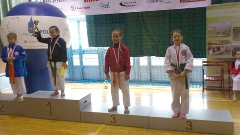 Karatecy z TORY znowu z medalami