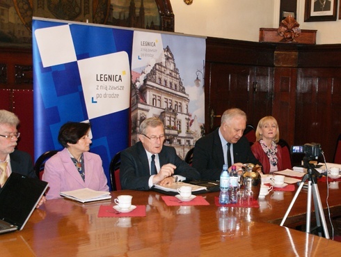 Tadeusz Krzakowski: - Chcemy o ponad 4,2 miliona zwiększyć tegoroczne nakłady na inwestycje