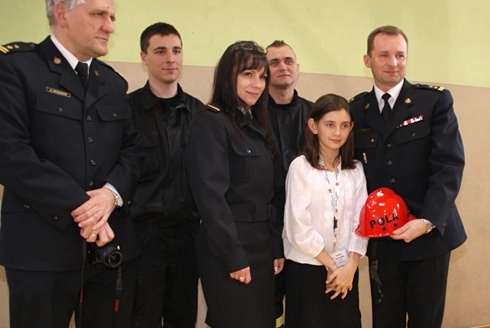 Kolejna mała bohaterka ze Szkoły Podstawowej nr 2. „Polka to nasza idolka”