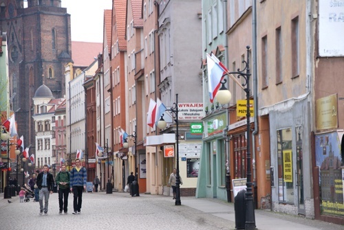 Biało-czerwono na legnickich ulicach