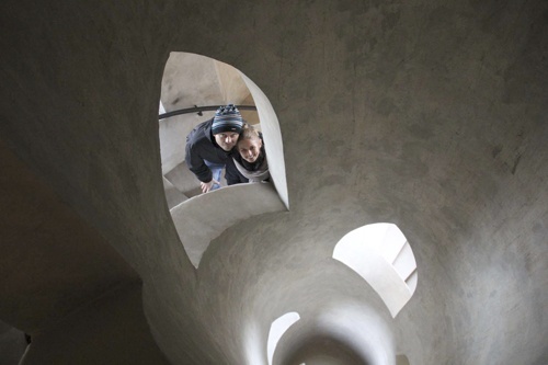 Biało-czerwona maj&oacute;wka  Biało-czerwona maj&oacute;wka